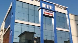 Orthomax hospital in Varanasi