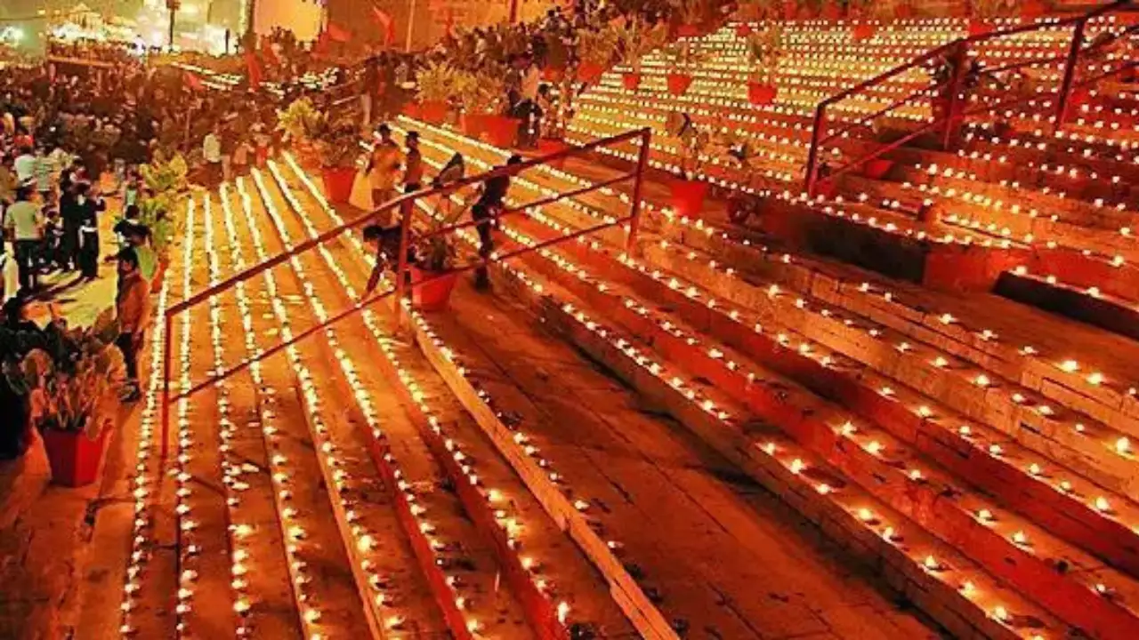 Dev Deepawali in Varanasi: A Divine Festival of Lights