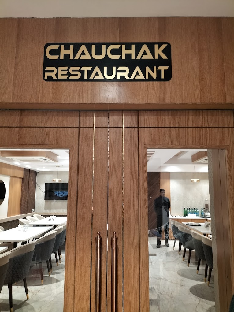 Chauchak Restaurant