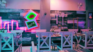 Distance from Varanasi Cantt to Popular Restaurants