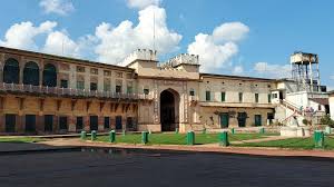 Varanasi Cantonment Railway Station distance to key attractions
